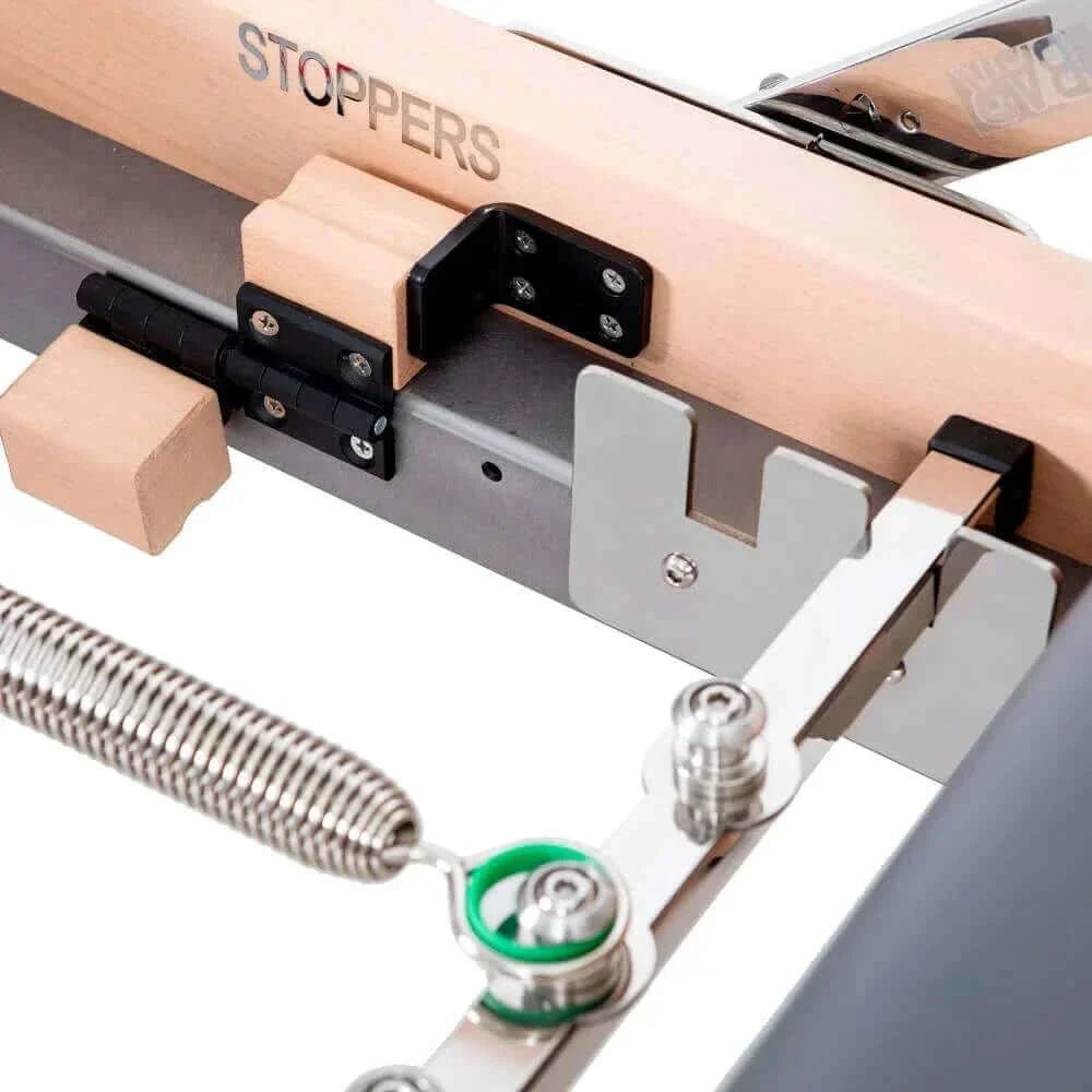 Reformer Pilates en Bois Lignum pour Studios et Maison | Elina Pilates®