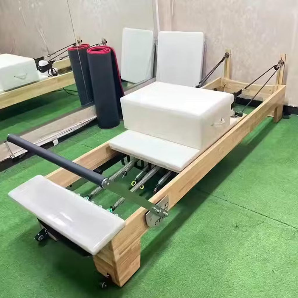 <h2>Des studios équipés, chaque mois.</h2>