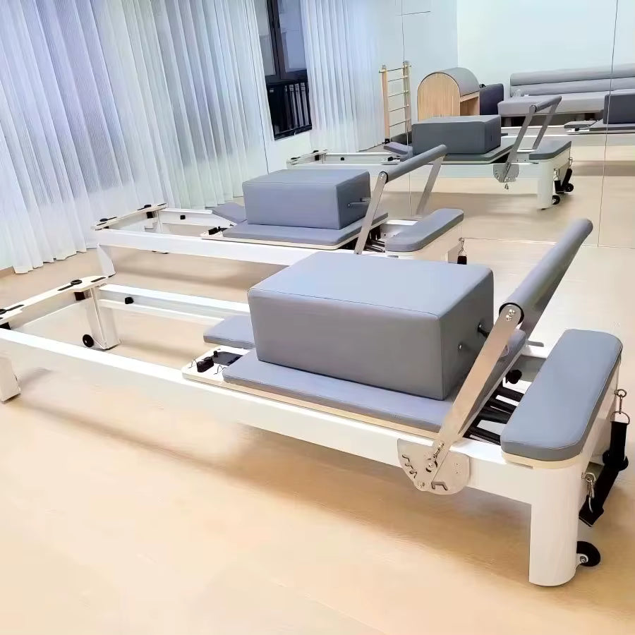 <h2>Des studios équipés, chaque mois.</h2>