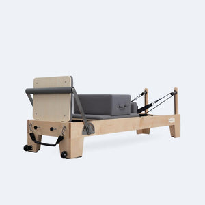 Pilates Reformer ESSENTIAL™