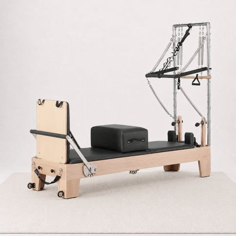 Reformer Pilates ESSENTIAL™ avec tour